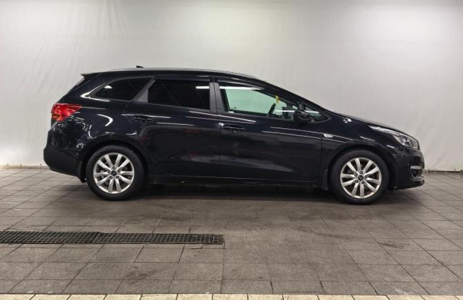 Kia Ceed II Рестайлинг с пробегом 2018 года, цена 1 390 000 рублей, 108000 км, универсал, Автокод Объявления