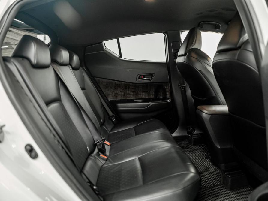 Toyota C-HR I Красноярск  - изображение 8