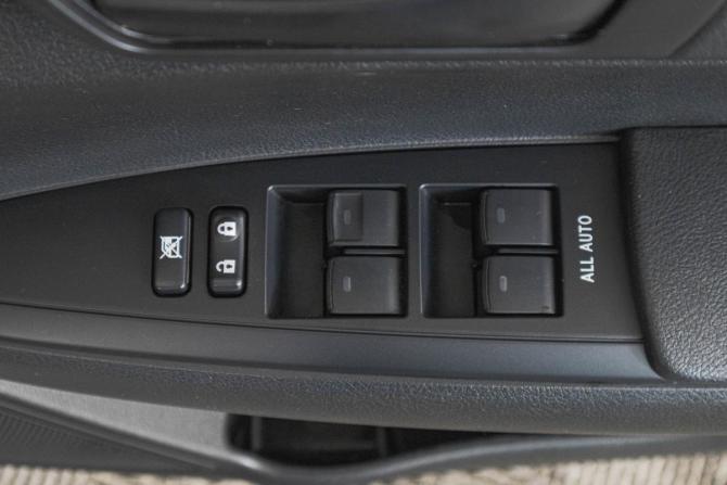 Toyota Corolla XI (E160 E170) Рестайлинг 2 с пробегом 2019 года, цена 1 319 000 рублей, 110000 км, седан, Автокод Объявления