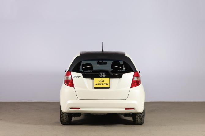 Honda Fit II с пробегом 2011 года, цена 999 000 рублей, 106301 км, хэтчбек, Автокод Объявления