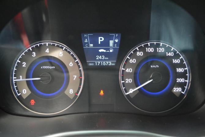 Hyundai Solaris I с пробегом 2012 года, цена 750 000 рублей, 171560 км, хэтчбек, Автокод Объявления