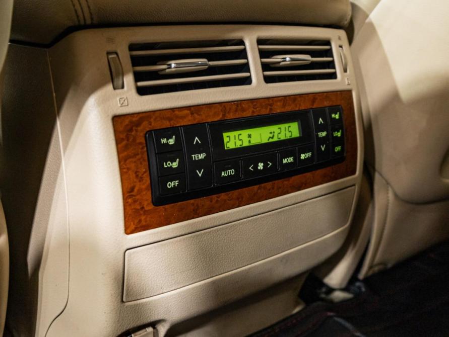 Toyota Land Cruiser 200 Series Рестайлинг 1 Санкт-Петербург  - изображение 28