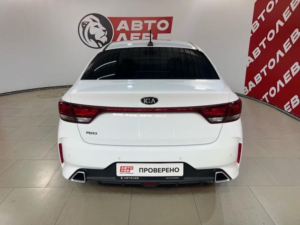 Kia Rio IV Рестайлинг с пробегом 2021 года, цена 1 559 000 рублей, 68888 км, седан, Автокод Объявления