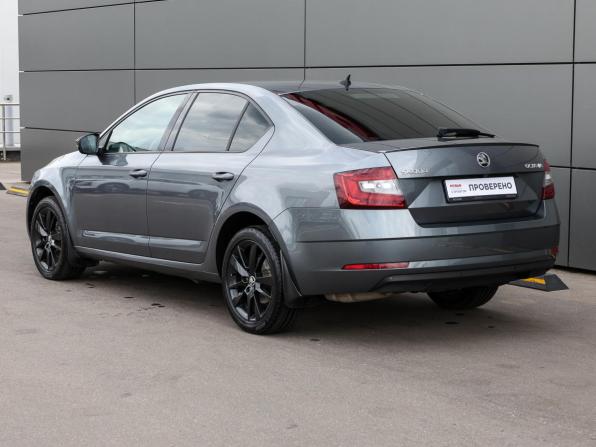 Skoda Octavia III (A7) Рестайлинг с пробегом 2018 года, цена 2 749 000 рублей, 20383 км, лифтбек, Автокод Объявления