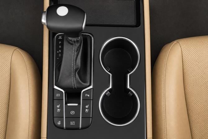 Kia Carnival III с пробегом 2019 года, цена 2 729 000 рублей, 128000 км, минивэн, Автокод Объявления