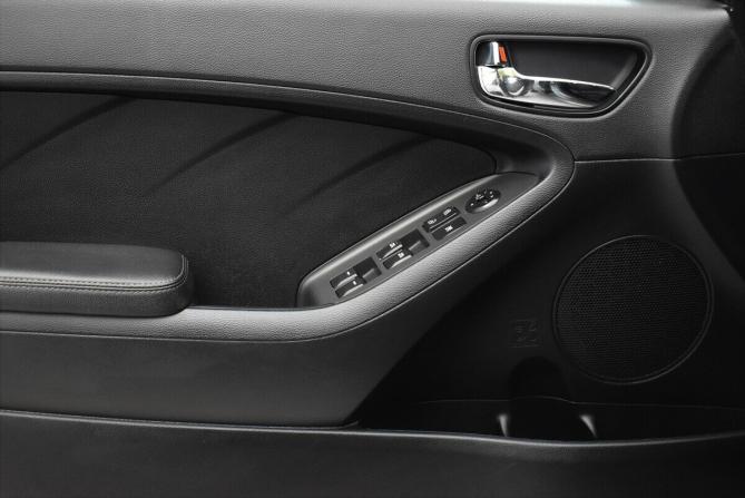 Kia Cerato III Рестайлинг (Classic) с пробегом 2018 года, цена 1 340 000 рублей, 160296 км, седан, Автокод Объявления