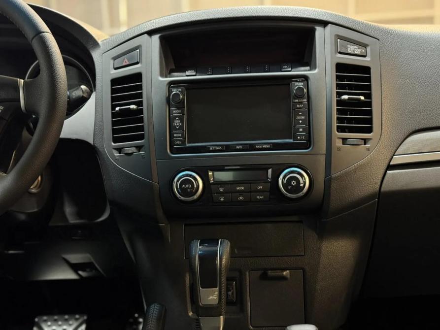 Mitsubishi Pajero IV Рестайлинг 1 Красноярск  - изображение 16