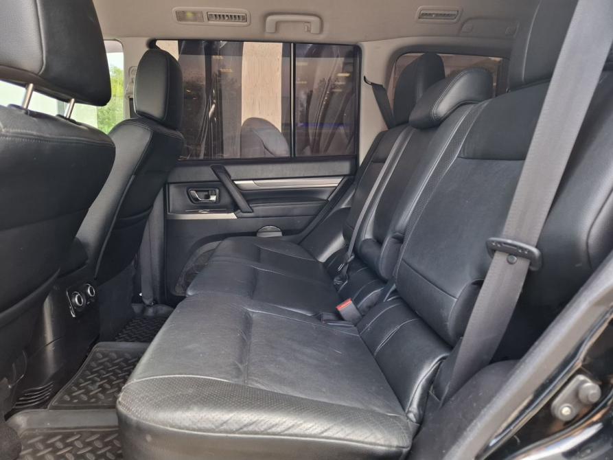Mitsubishi Pajero IV Рестайлинг 1 Москва  - изображение 11