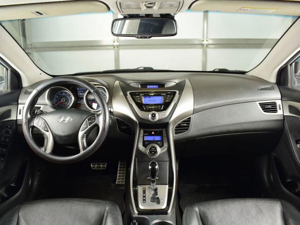 Hyundai Elantra V (MD) с пробегом 2012 года, цена 957 999 рублей, 151163 км, седан, Автокод Объявления