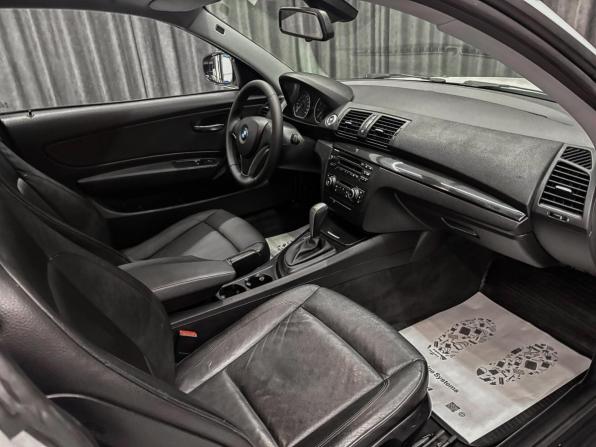 BMW 1 серии I (E82/E88) Рестайлинг 2 с пробегом 2011 года, цена 1 099 000 рублей, 200000 км, купе, Автокод Объявления
