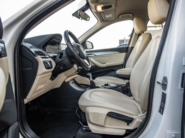 BMW X1 II (F48) с пробегом 2016 года, цена 1 858 000 рублей, 96542 км, внедорожник, Автокод Объявления