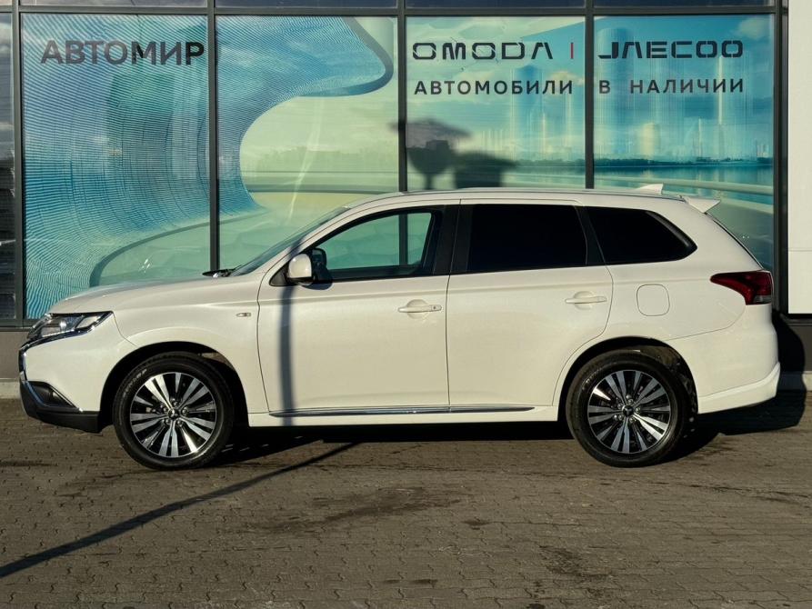 Mitsubishi Outlander III Рестайлинг 3 Архангельск  - изображение 8