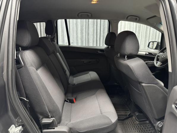 Opel Zafira B Рестайлинг с пробегом 2012 года, цена 950 000 рублей, 139946 км, компактвэн, Автокод Объявления
