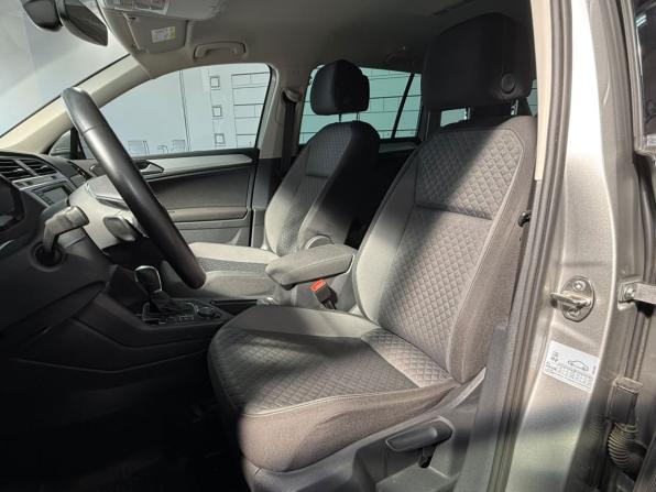 Volkswagen Tiguan II с пробегом 2017 года, цена 2 893 000 рублей, 35617 км, внедорожник, Автокод Объявления
