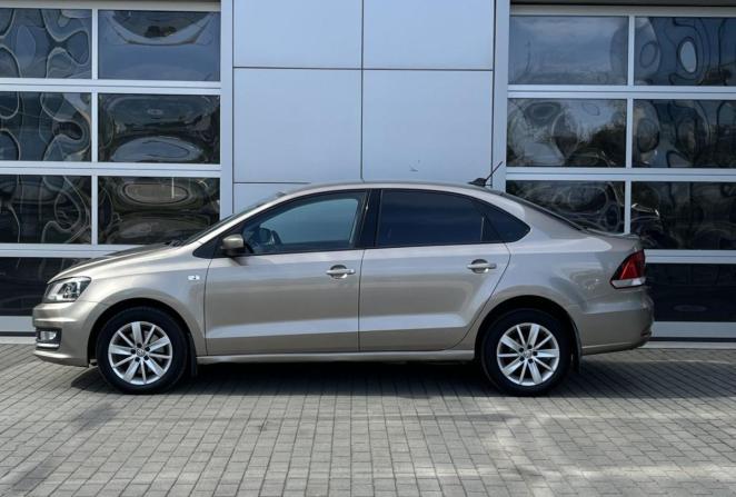 Volkswagen Polo V Рестайлинг с пробегом 2017 года, цена 1 300 000 рублей, 164907 км, седан, Автокод Объявления