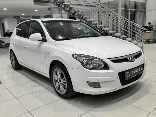 Hyundai i30 I с пробегом 2009 года, цена 499 000 рублей, 303408 км, хэтчбек, Автокод Объявления