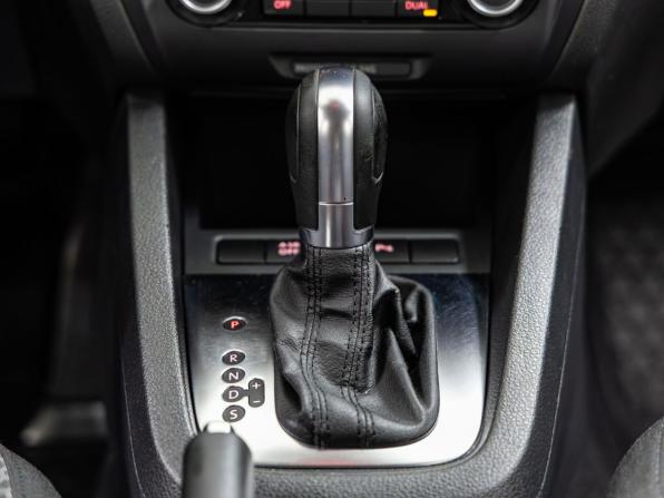 Volkswagen Jetta VI с пробегом 2012 года, цена 998 000 рублей, 174135 км, седан, Автокод Объявления