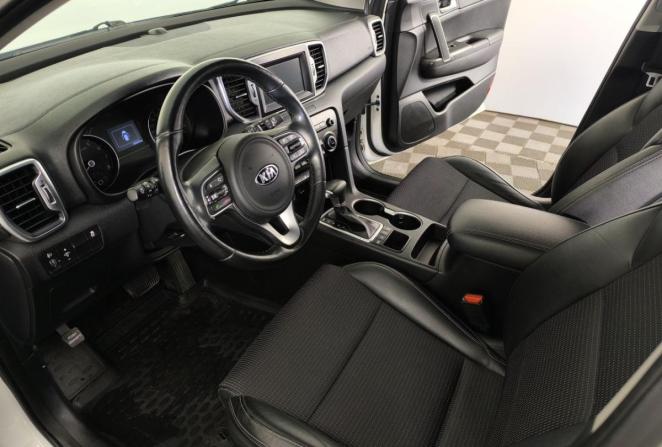 Kia Sportage IV Рестайлинг с пробегом 2018 года, цена 2 225 000 рублей, 103547 км, внедорожник, Автокод Объявления