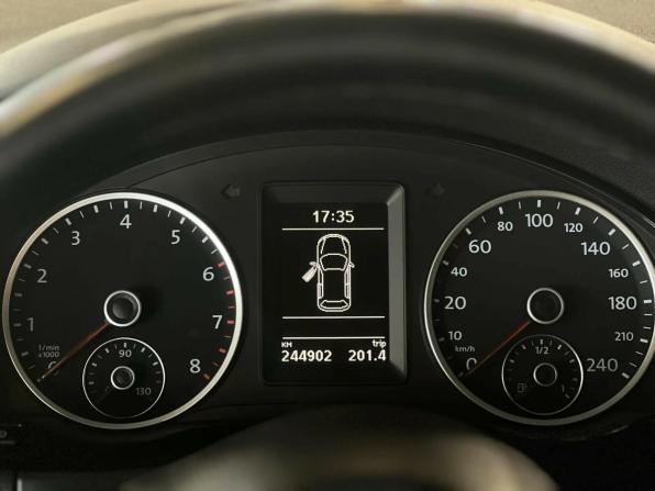 Volkswagen Tiguan I Рестайлинг с пробегом 2012 года, цена 995 000 рублей, 244902 км, внедорожник, Автокод Объявления
