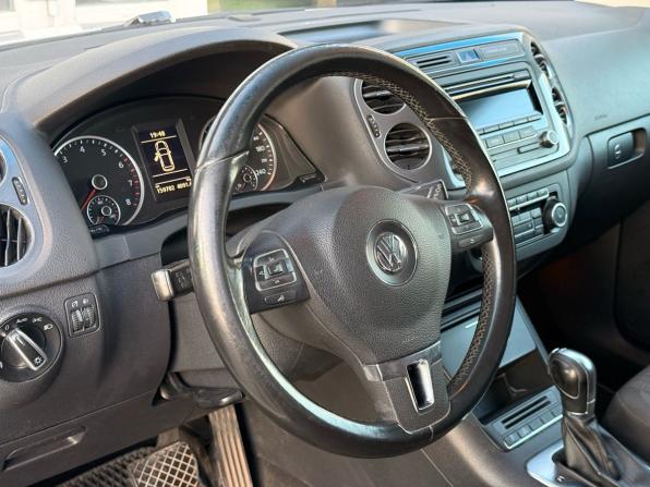 Volkswagen Tiguan I Рестайлинг с пробегом 2012 года, цена 990 000 рублей, 160000 км, внедорожник, Автокод Объявления