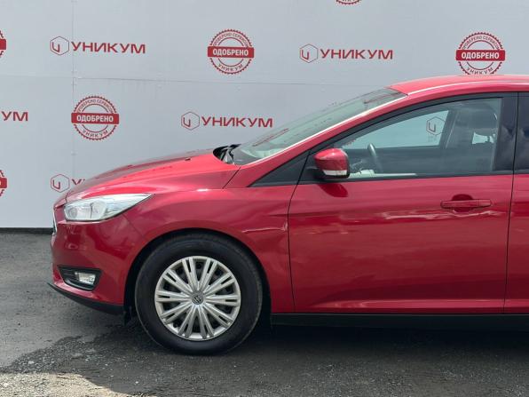 Ford Focus III Рестайлинг с пробегом 2016 года, цена 979 000 рублей, 134030 км, хэтчбек, Автокод Объявления