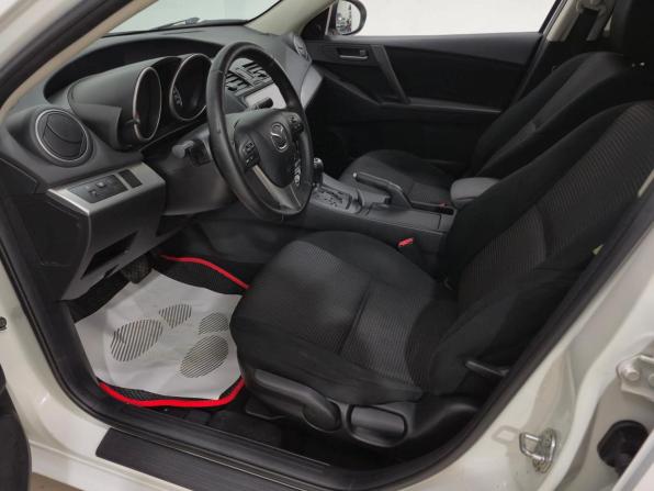 Mazda 3 II (BL) Рестайлинг с пробегом 2012 года, цена 680 000 рублей, 205000 км, седан, Автокод Объявления