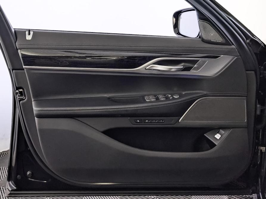 BMW 7 серии VI (G11/G12) Рестайлинг Москва  - изображение 19