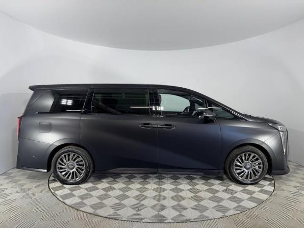 GAC M8 с пробегом 2024 года, цена 4 269 000 рублей, 46583 км, минивэн, Автокод Объявления