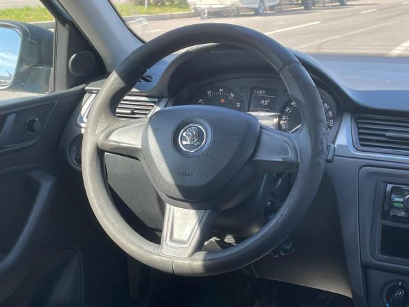 Skoda Rapid I с пробегом 2015 года, цена 749 000 рублей, 190000 км, лифтбек, Автокод Объявления