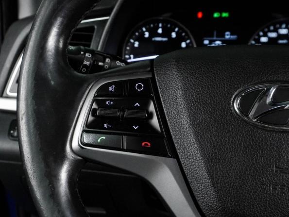 Hyundai Elantra VI (AD) с пробегом 2017 года, цена 1 238 000 рублей, 184750 км, седан, Автокод Объявления