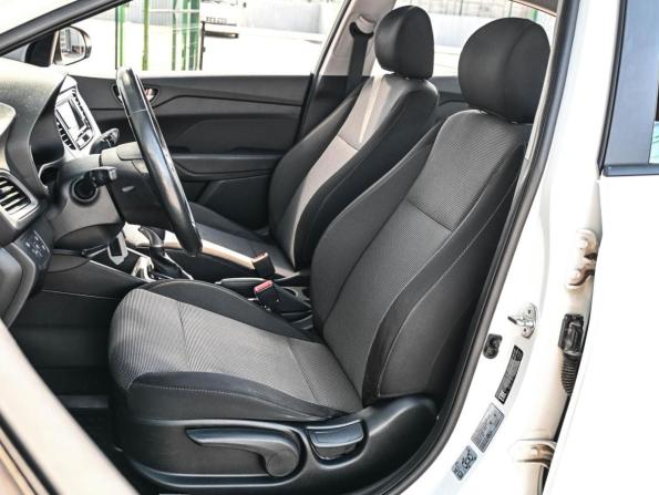 Hyundai Solaris II с пробегом 2018 года, цена 1 524 000 рублей, 52275 км, седан, Автокод Объявления