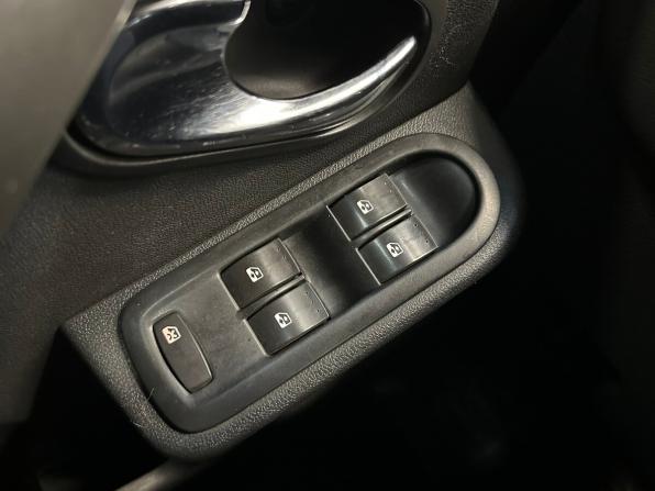 Nissan Terrano III (D10) с пробегом 2014 года, цена 1 020 000 рублей, 258253 км, внедорожник, Автокод Объявления
