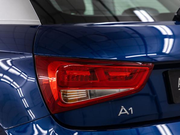 Audi A1 I (8X) с пробегом 2011 года, цена 998 000 рублей, 120104 км, хэтчбек, Автокод Объявления