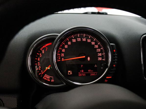 Mini Countryman II с пробегом 2017 года, цена 2 339 000 рублей, 68900 км, внедорожник, Автокод Объявления