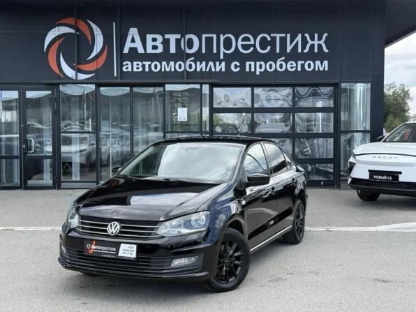Volkswagen Polo V Рестайлинг с пробегом 2017 года, цена 1 050 000 рублей, 76215 км, седан, Автокод Объявления