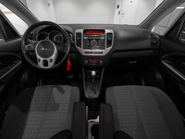 Kia Venga I Рестайлинг с пробегом 2014 года, цена 945 000 рублей, 176444 км, минивэн, Автокод Объявления