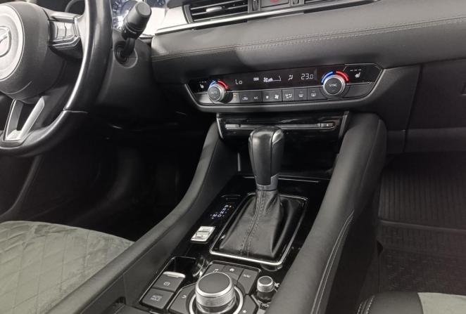 Mazda 6 III (GJ) Рестайлинг 2 с пробегом 2021 года, цена 2 455 000 рублей, 91371 км, седан, Автокод Объявления