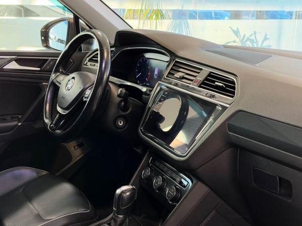 Volkswagen Tiguan II с пробегом 2017 года, цена 2 565 000 рублей, 149438 км, внедорожник, Автокод Объявления