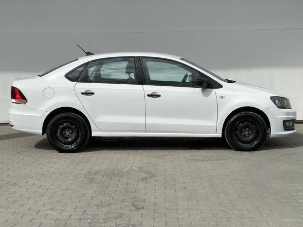 Volkswagen Polo V Рестайлинг с пробегом 2019 года, цена 498 000 рублей, 451673 км, седан, Автокод Объявления