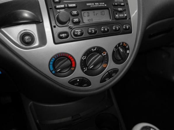 Ford Focus I Рестайлинг с пробегом 2004 года, цена 345 000 рублей, 178221 км, седан, Автокод Объявления