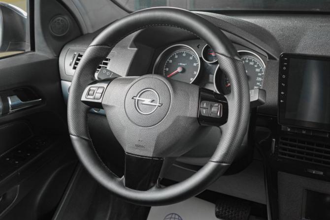 Opel Astra H Рестайлинг с пробегом 2007 года, цена 549 000 рублей, 236000 км, хэтчбек, Автокод Объявления