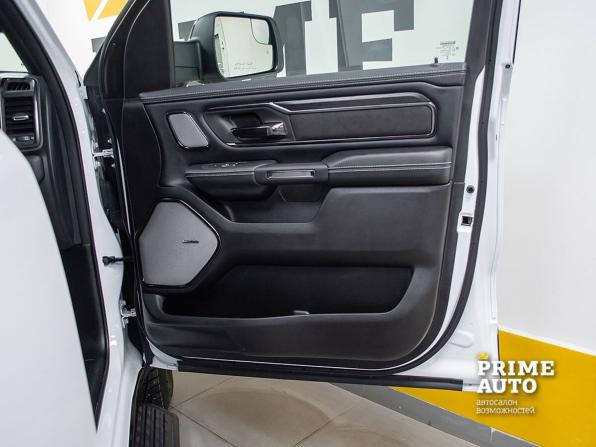 Ram 1500 V Рестайлинг с пробегом 2025 года, цена 9 299 000 рублей, 60 км, offers.body_type.unknown, Автокод Объявления