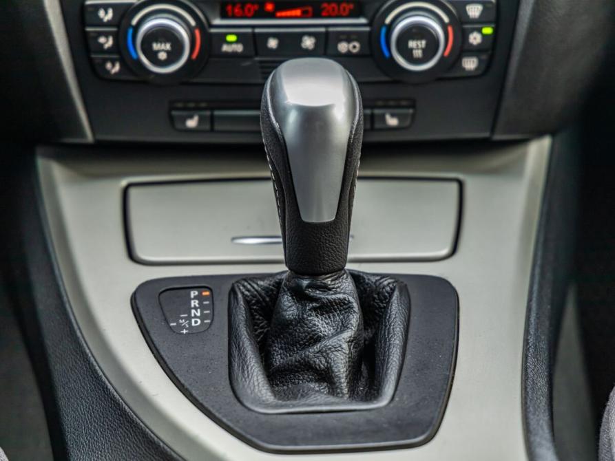 BMW 3 серии V (E90/E91/E92/E93) Рестайлинг Волгоград  - изображение 22