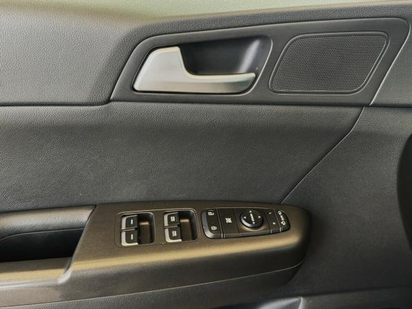 Kia Sportage IV с пробегом 2018 года, цена 1 575 000 рублей, 202096 км, внедорожник, Автокод Объявления