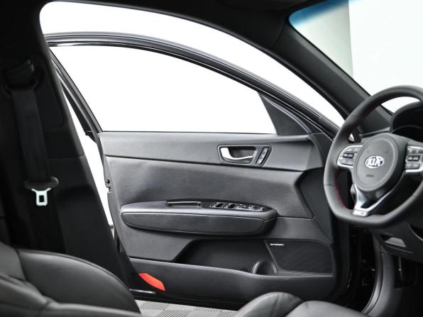 Kia Optima IV с пробегом 2017 года, цена 1 849 000 рублей, 151000 км, седан, Автокод Объявления