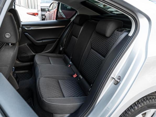 Skoda Octavia III (A7) Рестайлинг с пробегом 2018 года, цена 2 265 000 рублей, 85608 км, лифтбек, Автокод Объявления