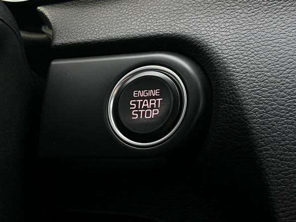 Kia Ceed III с пробегом 2019 года, цена 1 387 000 рублей, 172800 км, универсал, Автокод Объявления