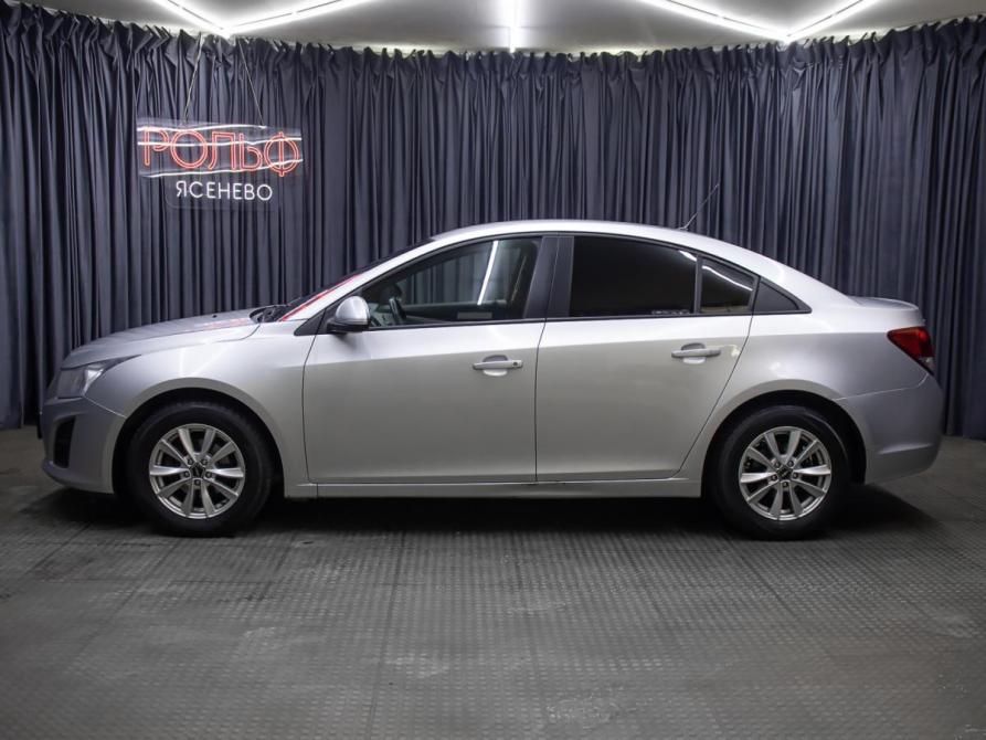 Chevrolet Cruze I Рестайлинг Москва  - изображение 8