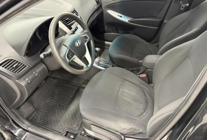 Hyundai Solaris I с пробегом 2012 года, цена 650 000 рублей, 198599 км, хэтчбек, Автокод Объявления