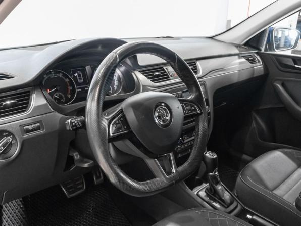 Skoda Rapid I Рестайлинг с пробегом 2018 года, цена 1 465 000 рублей, 112273 км, лифтбек, Автокод Объявления
